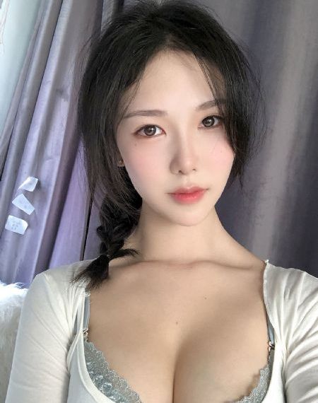 和表姐同居在线观看_电影无删减版