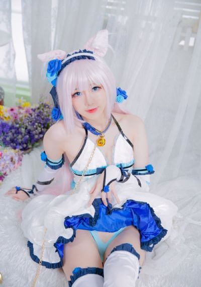 美女不穿衣服视频网站_蓝光全集在线观看